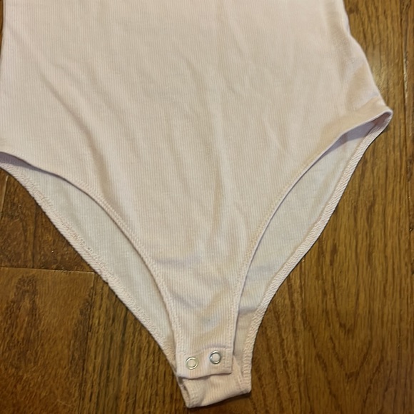 Forever 21 Pink Bodysuit - Picture 4 of 5